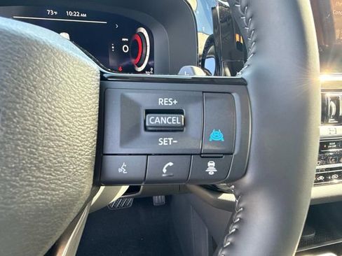 New 2026 Nissan Pathfinder Platinum FWD image 26