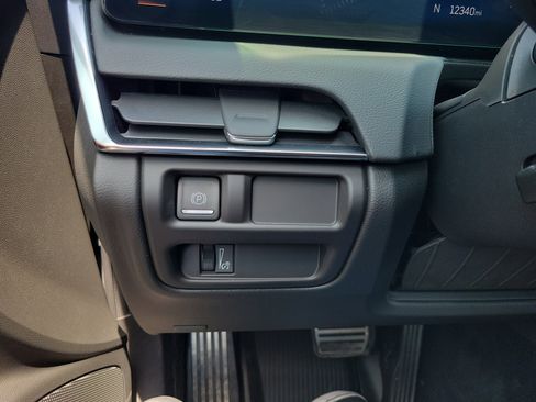 Certified 2025 Cadillac CT5 Premium Luxury w/ Platinum Package image 31