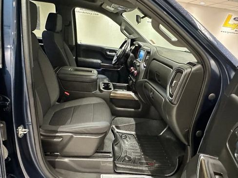 Used 2021 Chevrolet Silverado 1500 LT Trail Boss AWD/4WD image 6