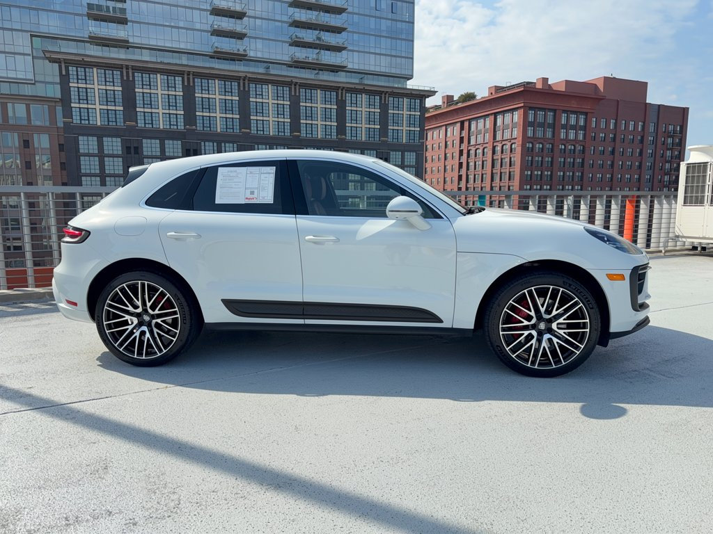 Certified 2024 Porsche Macan S AWD/4WD image 8