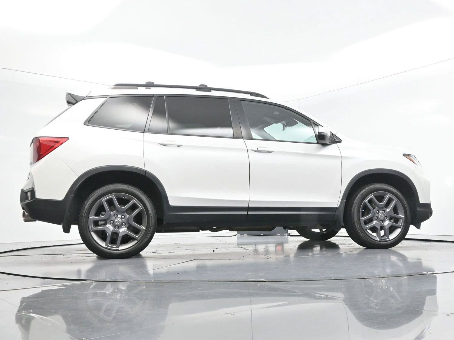 Used 2023 Honda Passport EX-L image 48