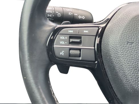 Used 2024 Honda Civic Sport Touring image 13