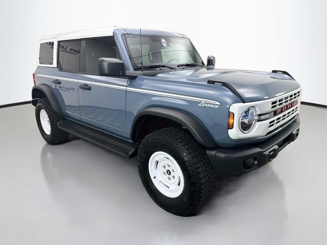Used 2025 Ford Bronco Heritage Edition AWD/4WD image 1