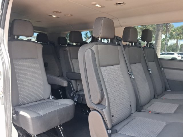 Used 2023 Ford Transit 350 XLT RWD image 7