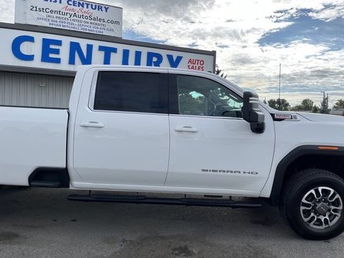 Used 2024 GMC Sierra 3500 SLE w/ SLE Convenience Package image 13