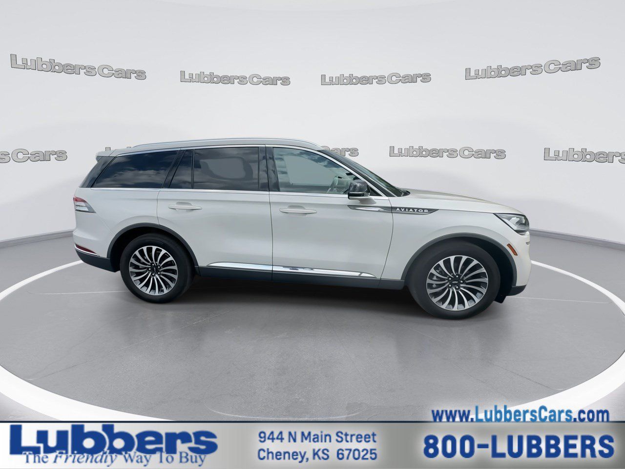 Used 2023 Lincoln Aviator 2WD w/ Premium Package image 9