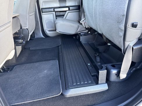 Used 2019 Ford F250 XLT image 49