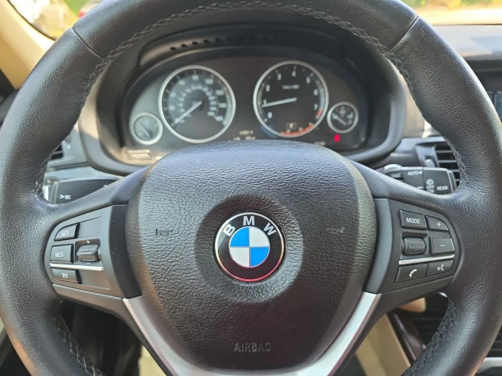 Used 2017 BMW X3 xDrive28i AWD/4WD image 18