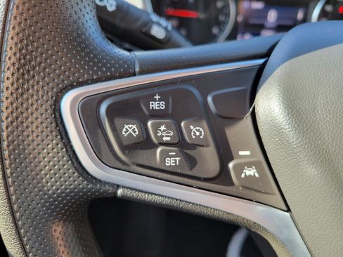 Used 2023 Chevrolet Equinox LS w/ LS Convenience Package FWD image 17