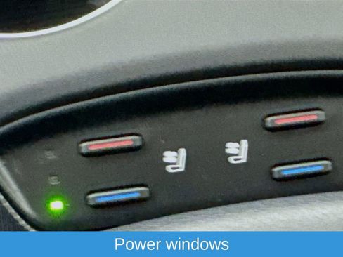 Used 2024 Toyota Venza Limited image 24