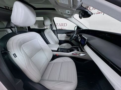New 2026 Lincoln Nautilus Reserve w/ Jet Appearance Package image 29