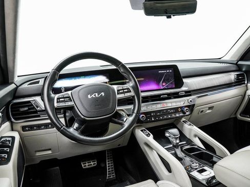 Used 2023 Kia Telluride SX Prestige image 16