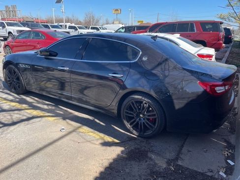 Used 2018 Maserati Quattroporte S image 9