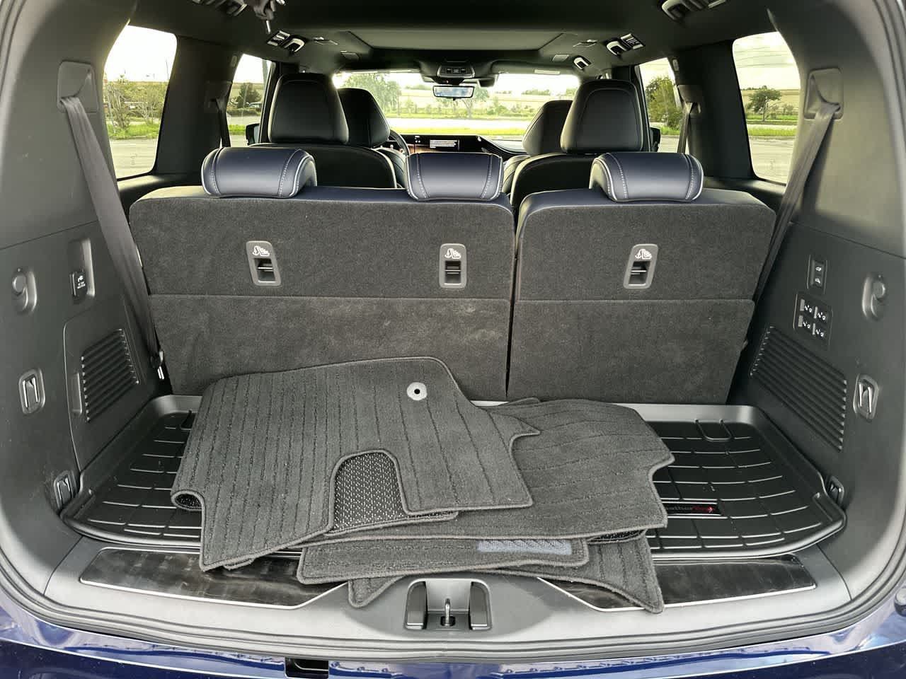 Used 2026 INFINITI QX80 4WD w/ Sport Exterior Package image 13