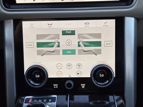 Used 2019 Land Rover Range Rover HSE image 14
