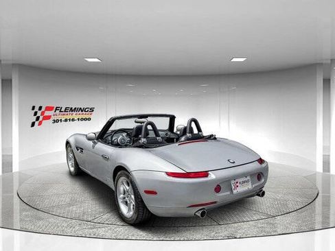 Used 2002 BMW Z8 image 3