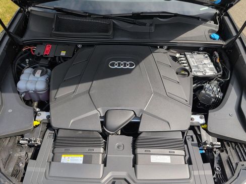 New 2025 Audi Q8 Premium Plus image 28