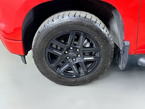 Used 2023 Chevrolet Silverado 1500 RST w/ Protection Package AWD/4WD image 8