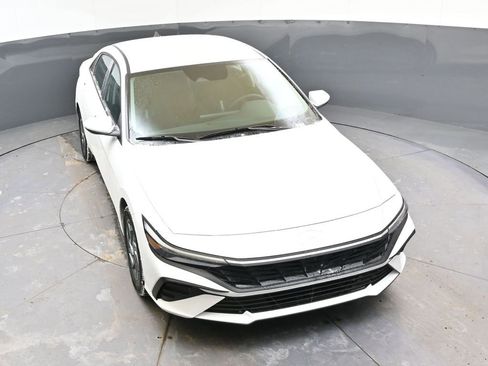 New 2026 Hyundai Elantra Blue image 46