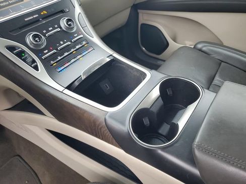 Used 2019 Lincoln Nautilus Reserve FWD image 20