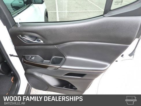 Certified 2023 GMC Acadia AT4 w/ Technology Package image 26