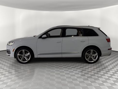 Used 2019 Audi Q7 3.0T Prestige w/ Prestige Package AWD/4WD image 2