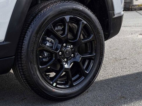 New 2026 Jeep Compass Latitude AWD/4WD image 8