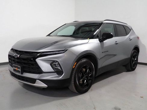 Used 2024 Chevrolet Blazer LT w/ Convenience Package image 9