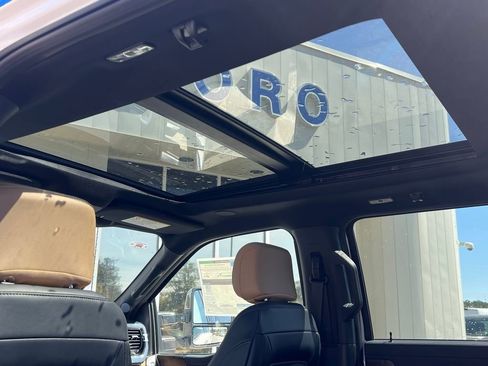 New 2025 Ford F350 Lariat w/ Lariat Ultimate Package image 22
