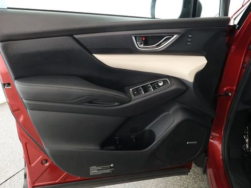 Used 2021 Subaru Ascent Limited w/ Technology Package image 9