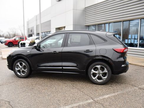 Used 2023 Ford Escape ST-Line Select w/ Class II Trailer Tow Package image 3