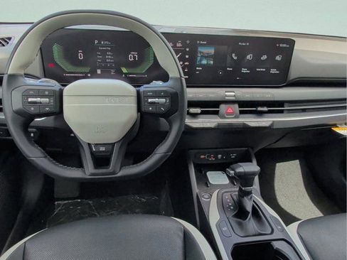 New 2026 Kia K4 GT-Line FWD image 16