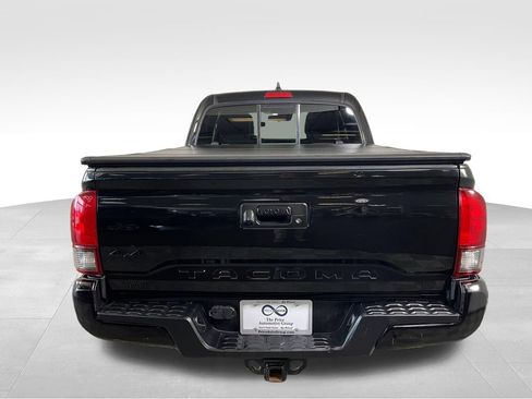 Used 2021 Toyota Tacoma SR w/ SX Package AWD/4WD image 8