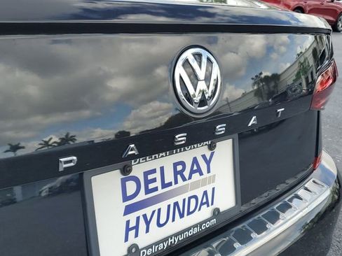 Used 2021 Volkswagen Passat 2.0T SE image 7