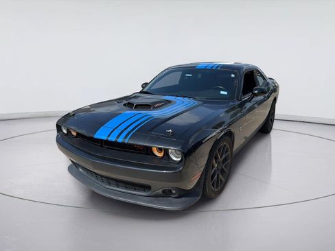 Used 2019 Dodge Challenger R/T Scat Pack w/ Shaker Package RWD image 1