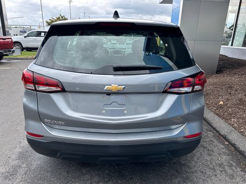 Used 2024 Chevrolet Equinox LS FWD image 6