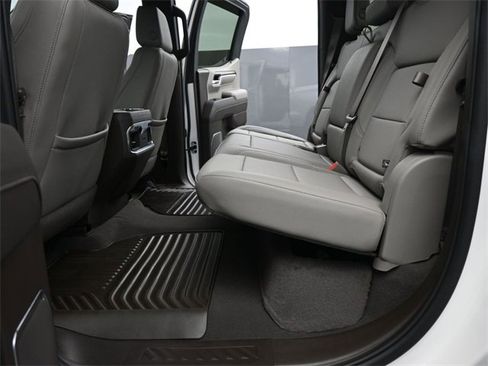 Used 2025 Chevrolet Silverado 1500 LTZ image 13