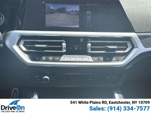 Used 2022 BMW 430i xDrive Coupe w/ M Sport Package AWD/4WD image 27