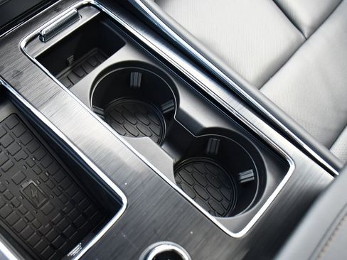 Used 2025 Lincoln Aviator AWD image 37