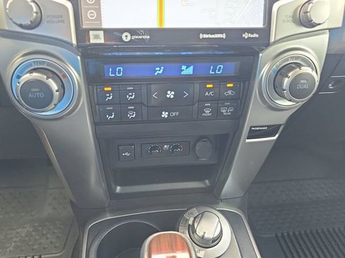 Used 2022 Toyota 4Runner Limited AWD/4WD image 24