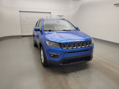 Used 2018 Jeep Compass Latitude w/ Popular Equipment Group AWD/4WD image 14