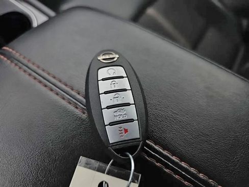 Used 2024 Nissan Altima 2.5 SR FWD image 26