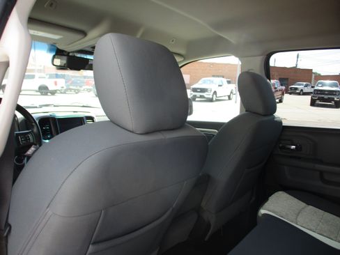 Used 2018 RAM 1500 Big Horn AWD/4WD image 18
