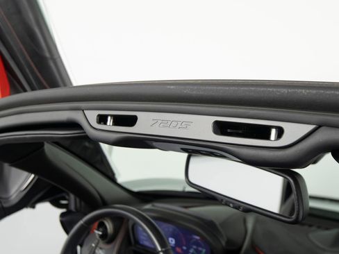 Used 2020 McLaren 720S Performance RWD image 36
