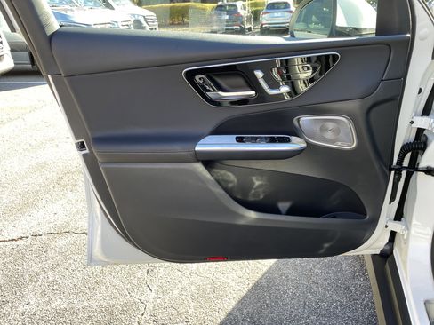 New 2026 Mercedes-Benz GLC 300 image 17