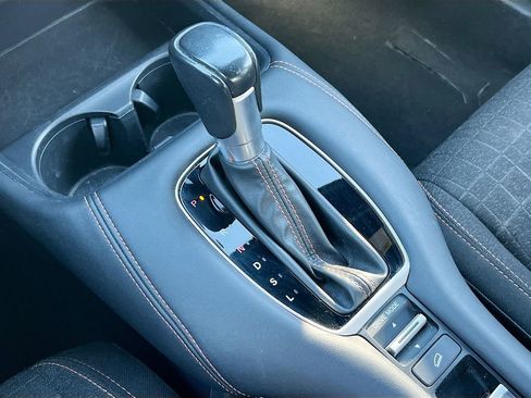 Used 2024 Honda HR-V Sport image 16