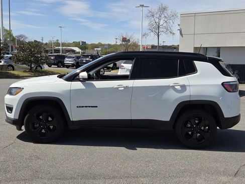 Used 2018 Jeep Compass Latitude w/ Popular Equipment Group image 2