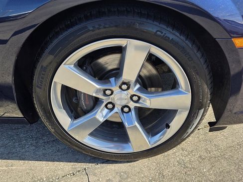 Used 2010 Chevrolet Camaro SS w/ RS Package image 16