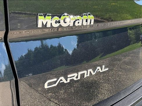 Used 2024 Kia Carnival SX Prestige FWD image 28
