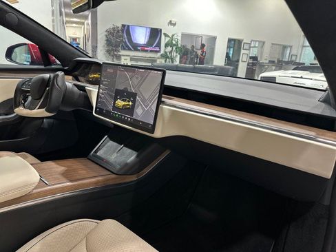 Used 2021 Tesla Model S Plaid AWD/4WD image 28